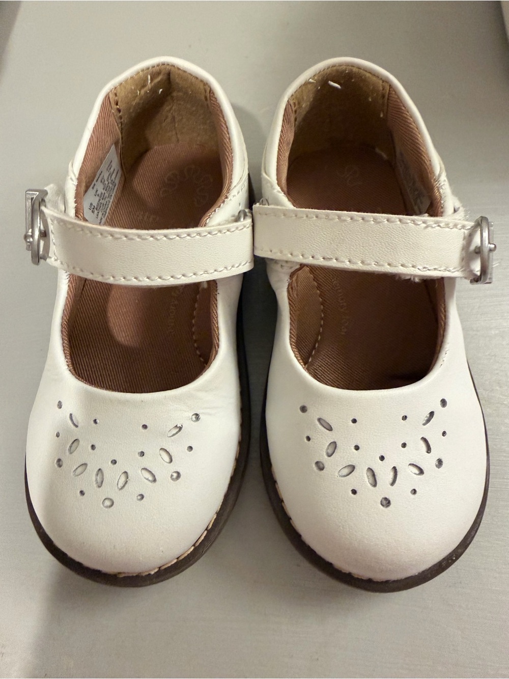 Stride Rite White Girls Mary Jane Dress Shoes with Buckle Strap